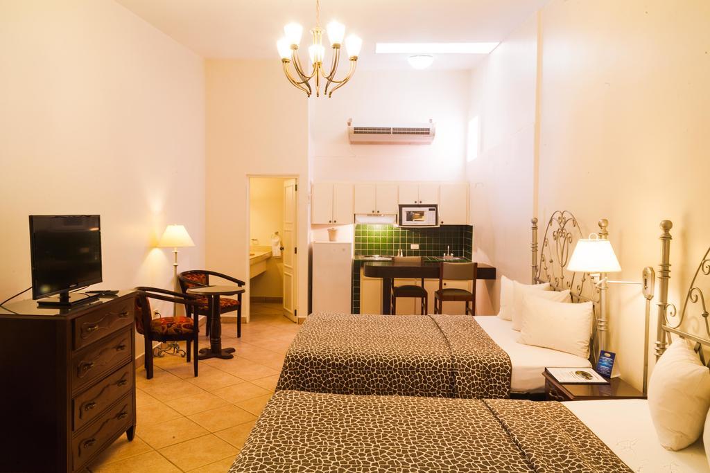 Hotel El Almendro Managua Eksteriør bilde