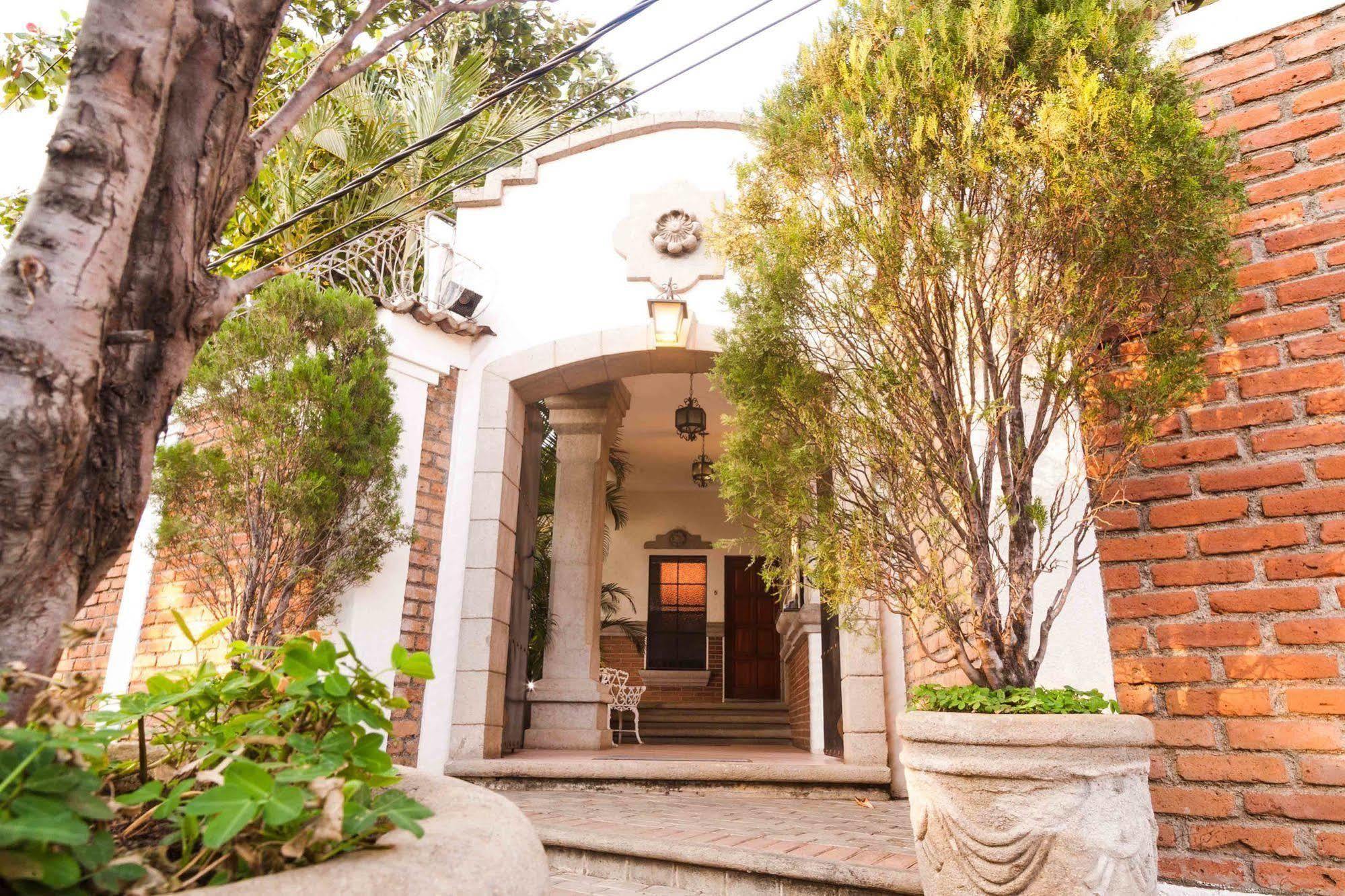 Hotel El Almendro Managua Eksteriør bilde