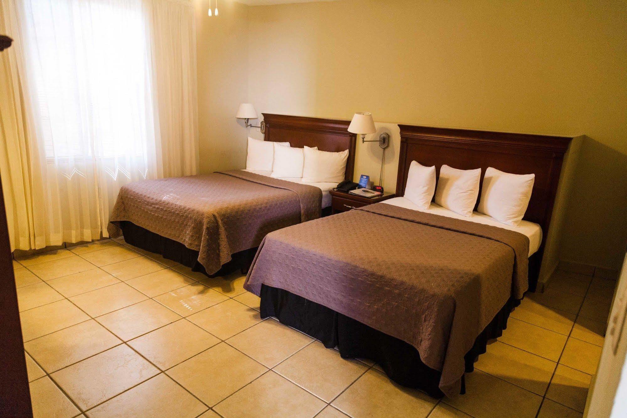 Hotel El Almendro Managua Eksteriør bilde