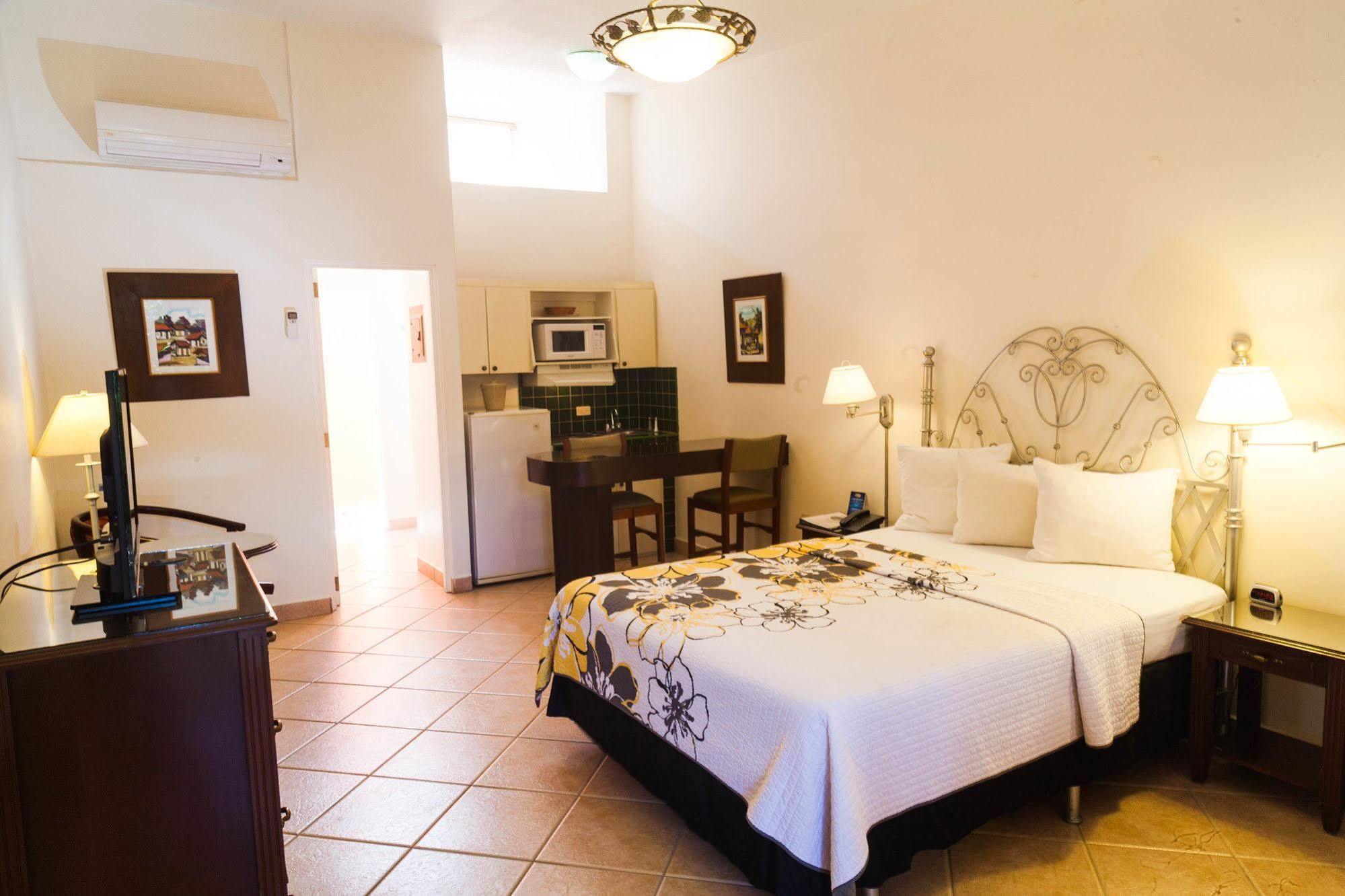 Hotel El Almendro Managua Eksteriør bilde